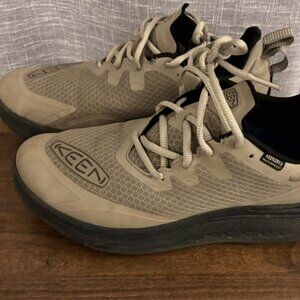 Keen WK400 waterproof shoes